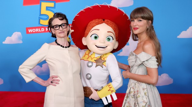 Taylor Swift talks 'Toy Story 5' song, performs at movie's LA premiere